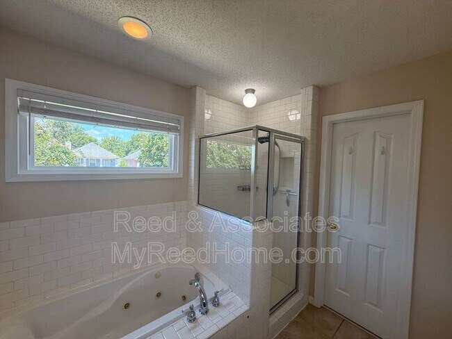 Building Photo - 126 Riverwalk Pl