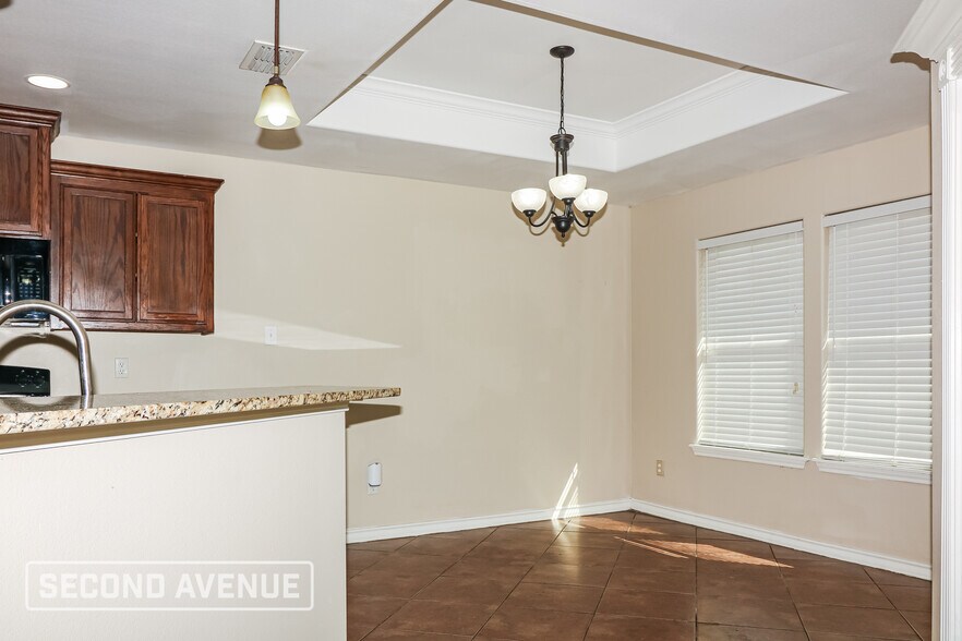 Building Photo - 3630 Garnet Ct