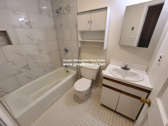 Building Photo - 30 Clark St