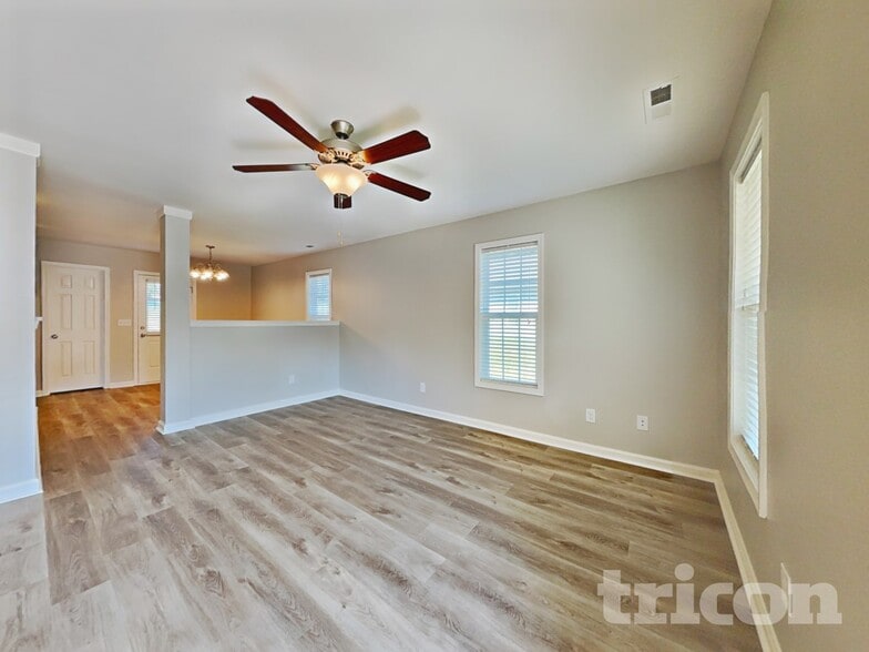 Building Photo - 2410 King Malcolm Ln