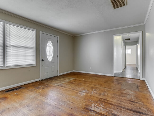 Building Photo - 2609 Mickey Rd