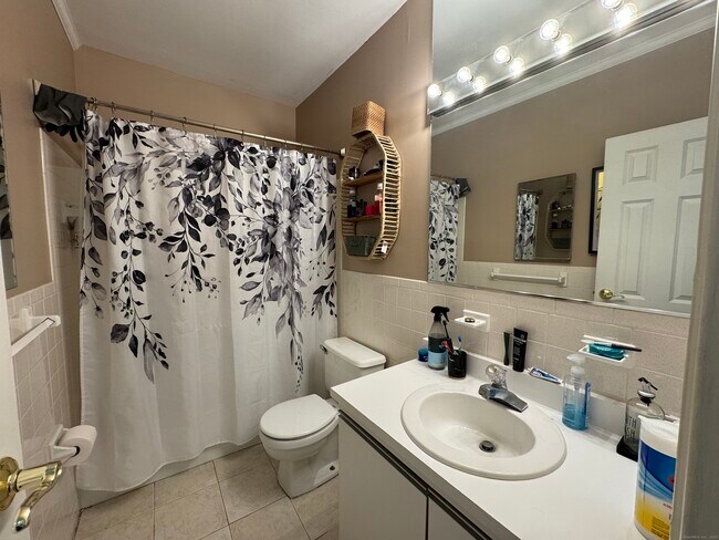 Building Photo - 21 Balance Rock Rd