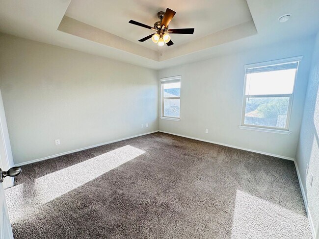Building Photo - 5611 Rio Cyn