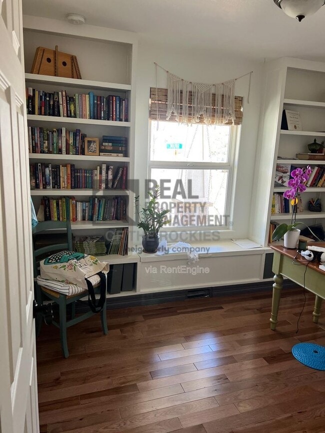 Building Photo - 2262 Muir Ln