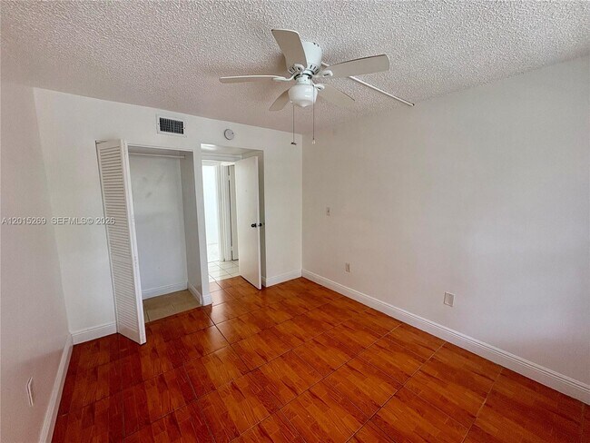 Building Photo - 4304 NW 9th Ave