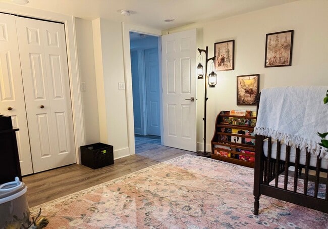 Building Photo - East Grand Rapids Gem: 4-Bedroom, 2-Bath U...