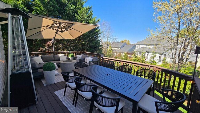 Building Photo - 47400 River Crest St