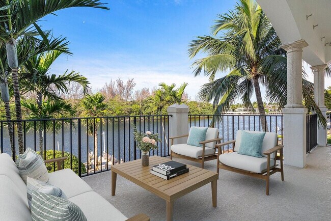 Building Photo - 549 NE 19th Ave