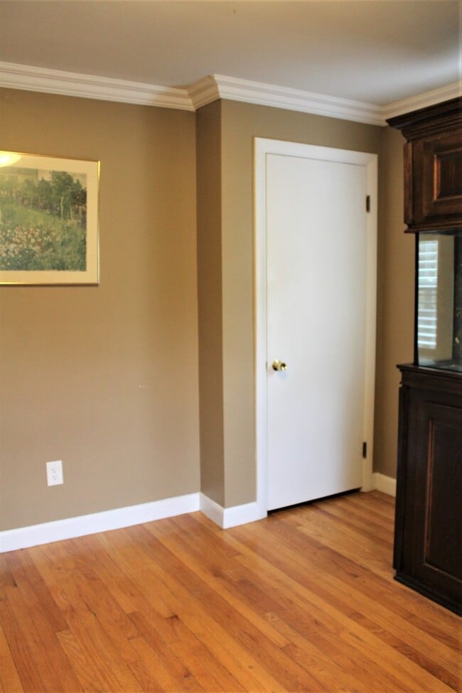 Building Photo - Portland 4BD/2BA Single Family Home - $2,833