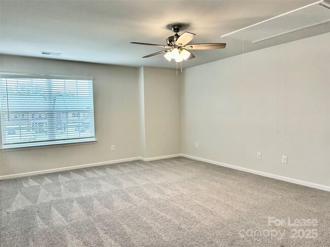 Building Photo - 389 Runner Stone Ln