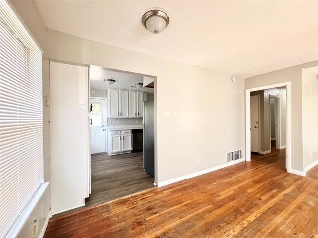 Building Photo - 1607 Herschel St
