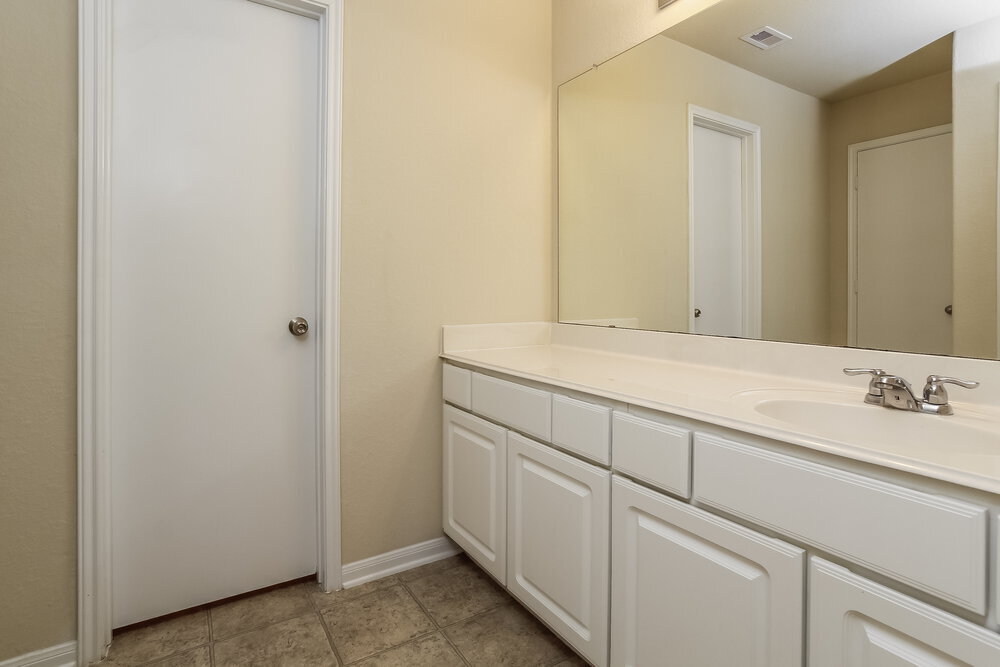 Building Photo - 14807 Waverly Hill Ln