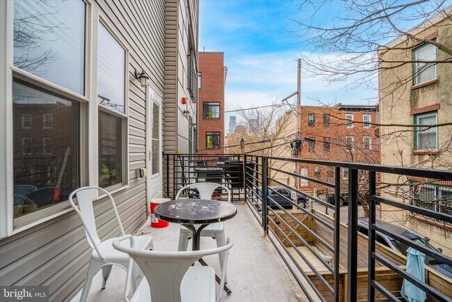 Building Photo - 818 N 16th St