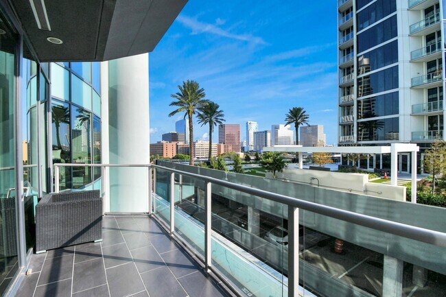 Building Photo - 1600 Post Oak Blvd