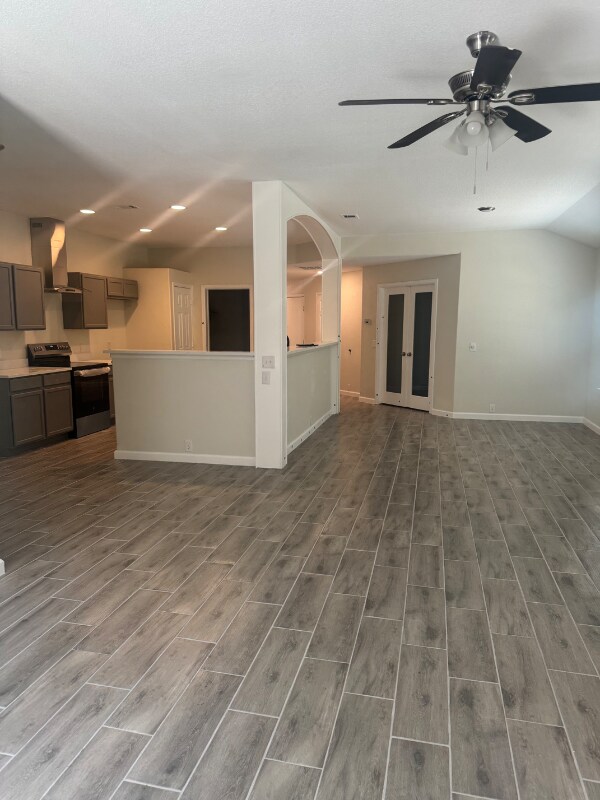 Building Photo - 15727 Cotton Tail Ln