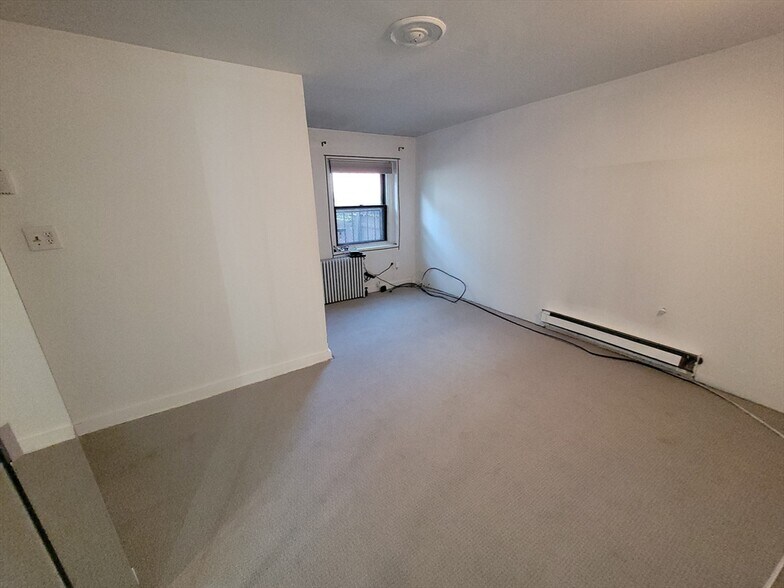 Building Photo - 281 Shawmut Ave