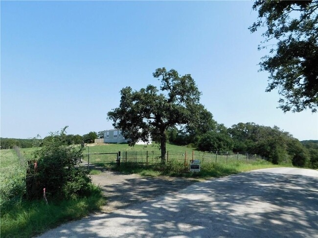 Primary Photo - 702 Paint Creek Rd