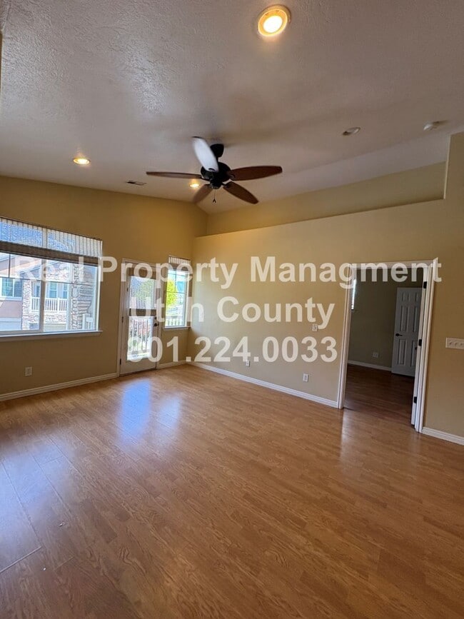 Building Photo - $500 off first months rent! Pemberley HOA Condo, Close to the Clubhouse