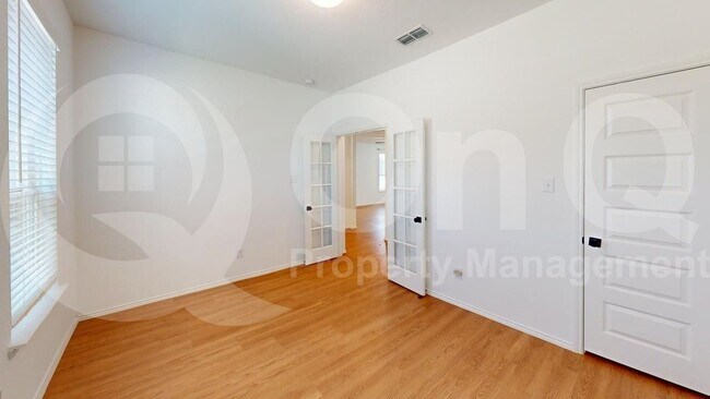 Building Photo - 10116 Revere Dr