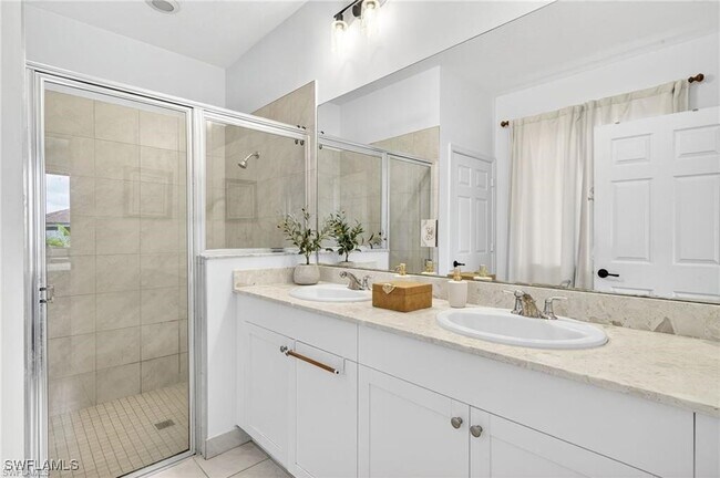 Building Photo - 5072 Arancia Ln