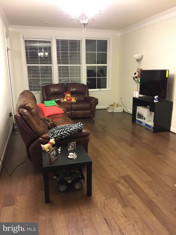 Building Photo - 13722 Neil Armstrong Ave