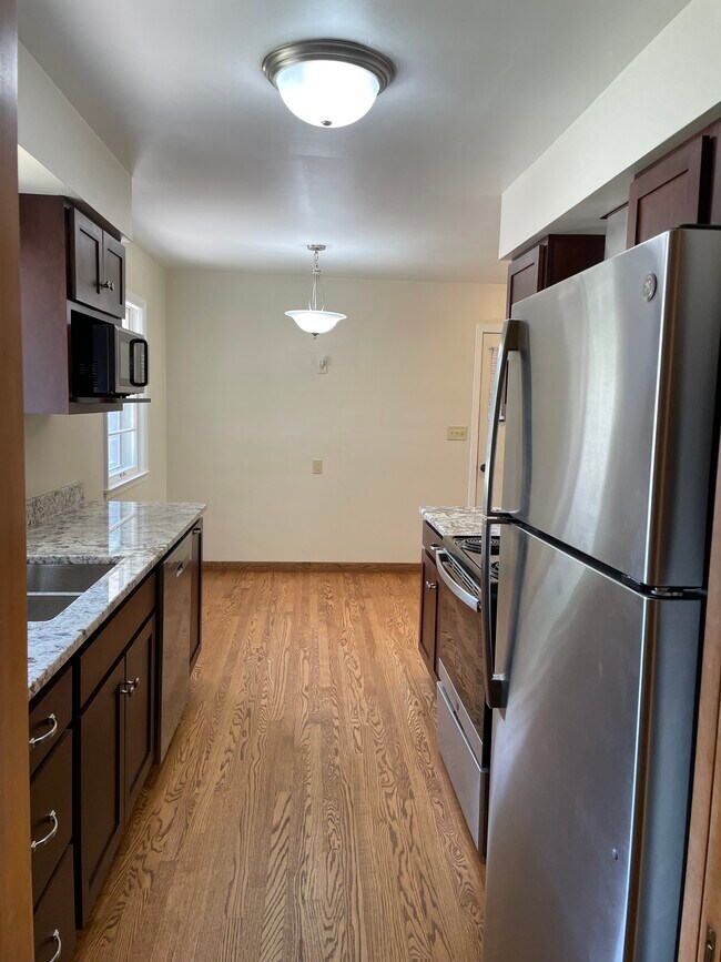 Kitchen - 1208 E 30th St