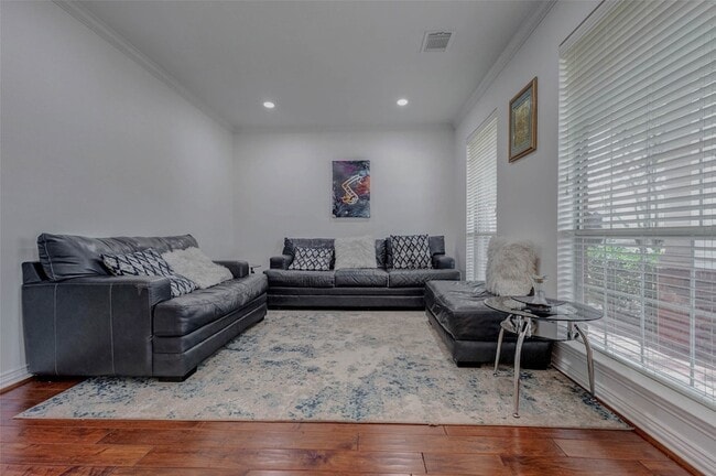 Building Photo - 26511 Cresent Cove Ln