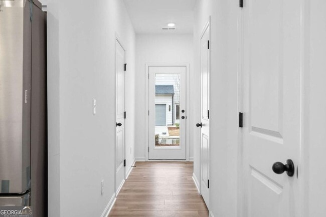 Building Photo - 1637 Winpost Ln NW