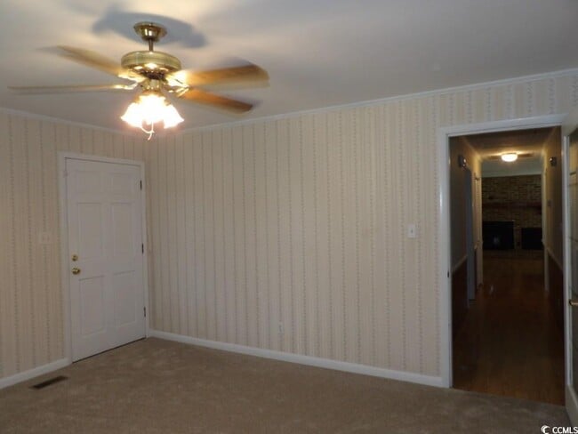 Building Photo - 6801 Swamp Fox Hwy W