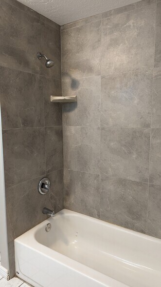 Building Photo - 3771 Orchard Ave