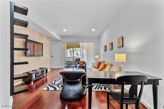 Building Photo - 1845 Les Chateaux Blvd