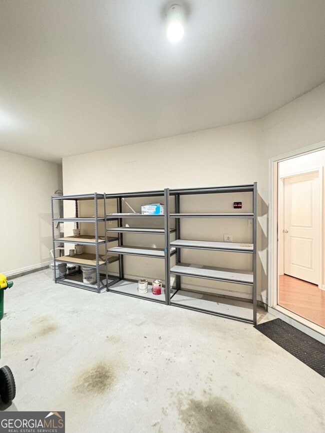 Building Photo - 3462 New Fawn Ln