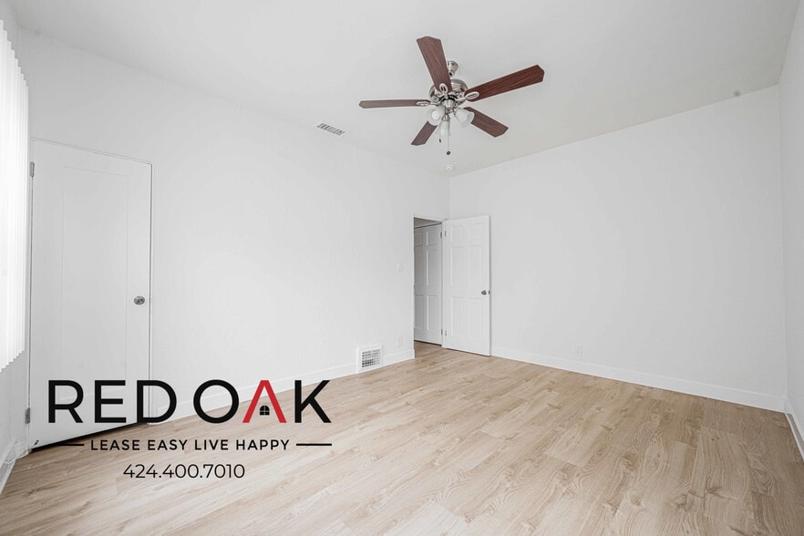 Building Photo - 6135 Saturn St