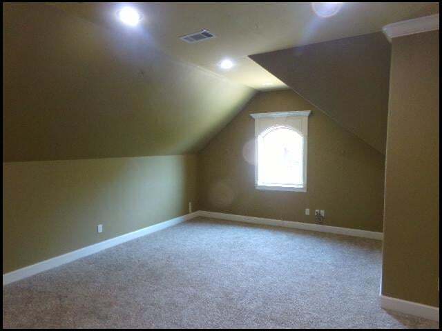 Building Photo - 111 Chelle Ln