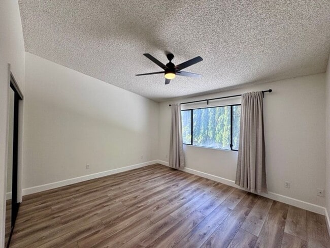 Building Photo - Spacious 4 Bedroom Home in Temecula’s Vine...