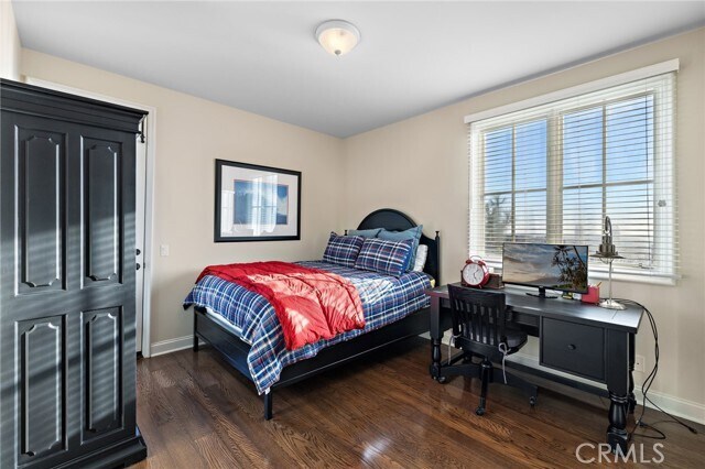 Building Photo - 110 Sidney Bay Dr