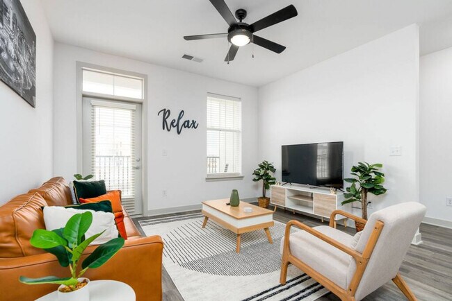 Building Photo - 5828 New Hope Blvd