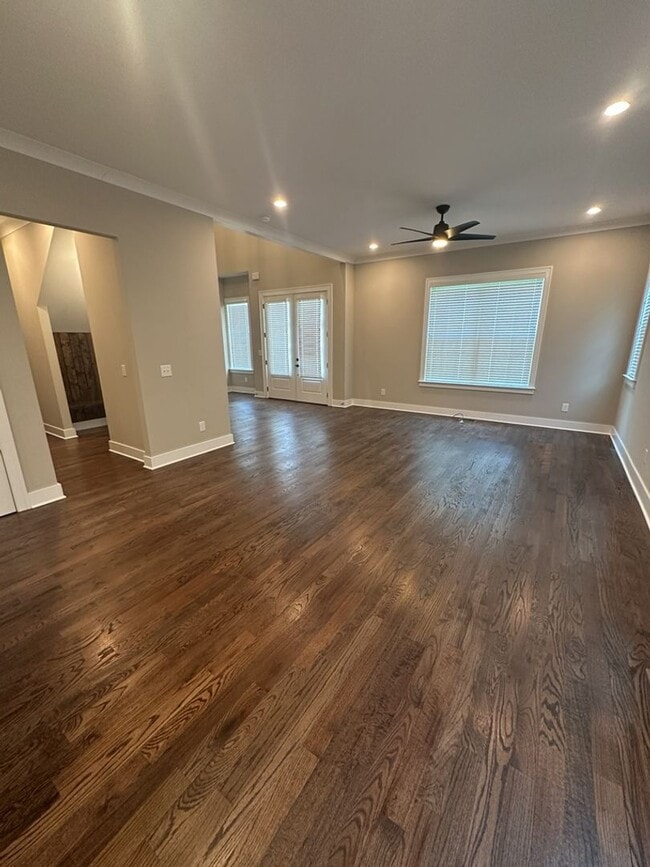 Building Photo - 6228 Pine Marr Dr