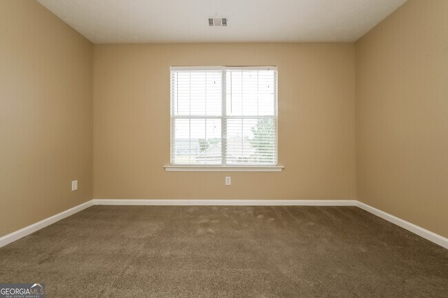 Building Photo - 1488 Buckingham Pl