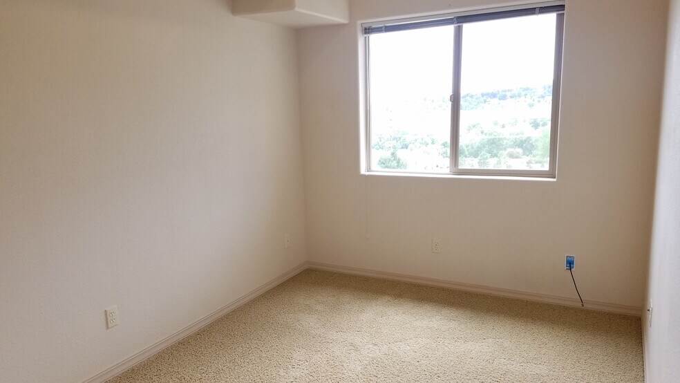 Building Photo - 1610 Little Bear Creek Pt