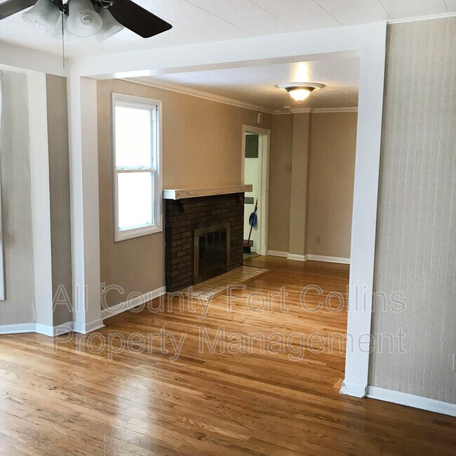 Building Photo - 401 Elm St