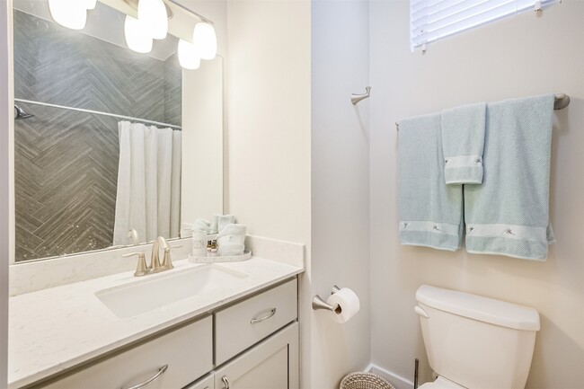 Building Photo - 809 Leavenworth Ave