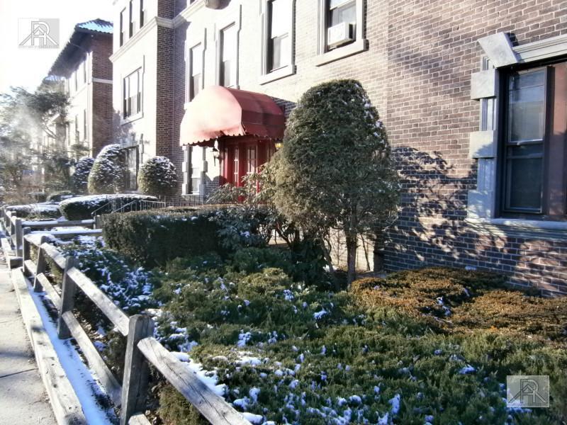 Building Photo - 19 South St