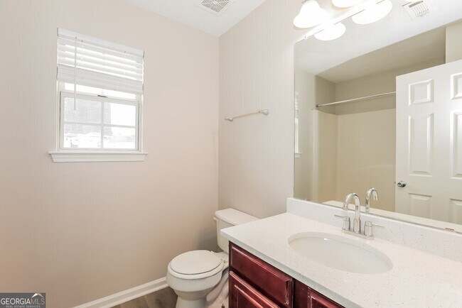 Building Photo - 45 Keyton Dr