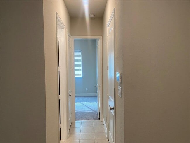 Building Photo - 4635 Bluestem Prairie Dr