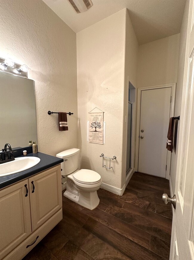 Building Photo - 100 Timber Rock Dr