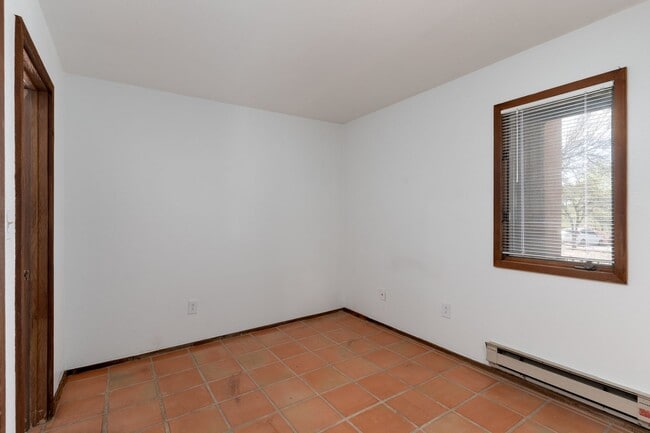 Building Photo - 2600 W Zia Rd