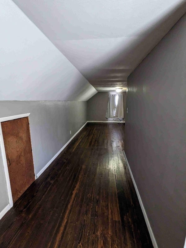 Building Photo - 256 Parkway Dr