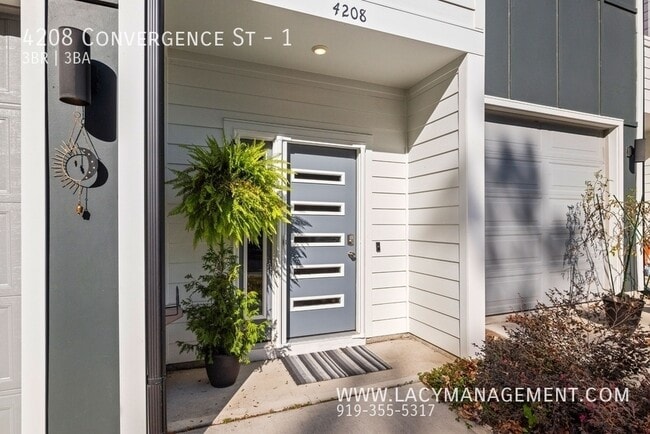 Building Photo - 4208 Convergence St