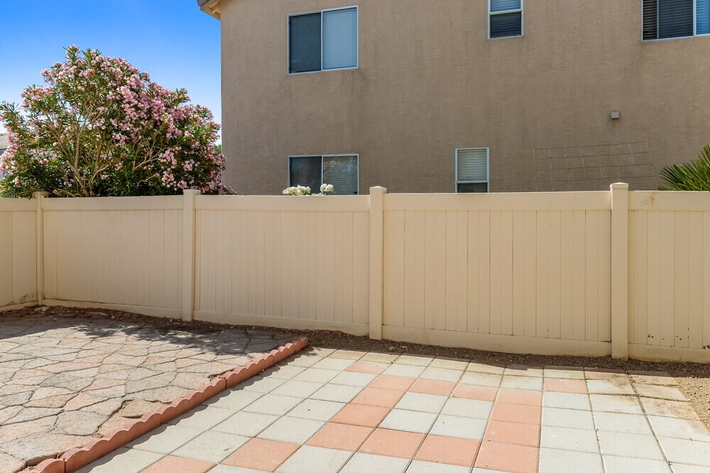 Building Photo - 6855 Relic St